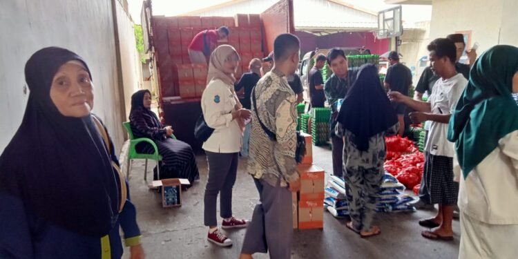 Bagikan Zakat Mall Beras 118 Premium Kepada Masyarakat, Ini Kata Pihak Seperadik Mart!!!
