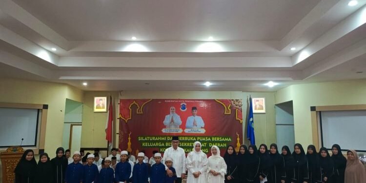 Perkuat Silaturahmi, Keluarga Besar Setdako Pangkalpinang Gelar Buka Puasa Bersama Dan Menyantuni Anak Yatim Piatu