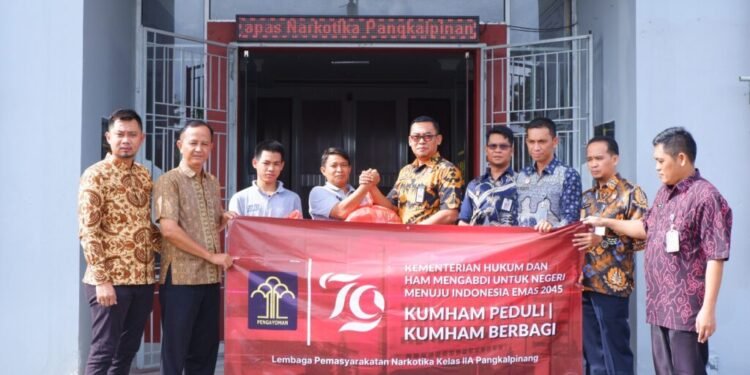 Peringati Hari Pengayoman ke – 79, Lapas Narkotika Kelas IIA Pangkalpinang Bagikan 27 Paket Sembako